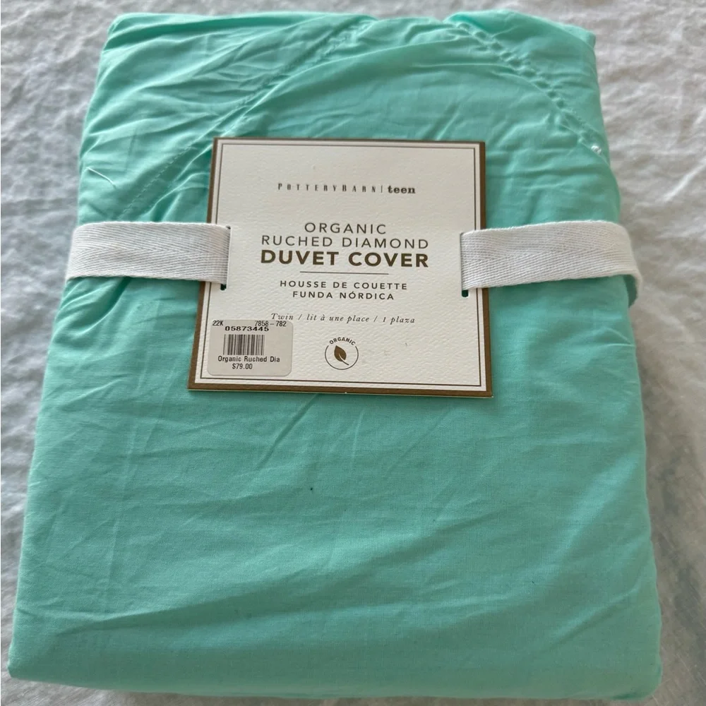 NWT- Pottery Barn Organic Ruched Diamond Twin- Twin XL Duvet Cover